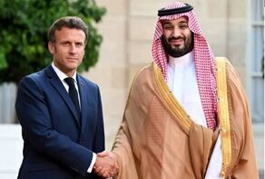 رایزنی تلفنی ولیعهد عربستان با امانوئل ماکرون درباره امنیت منطقه
