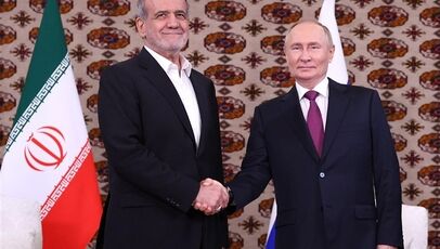 پزشکیان و پوتین بر گسترش همکاری‌های ایران و روسیه تأکید کردند