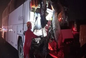 تصادف هولناک در جاده بیرجند؛ اتوبوس طعمه حریق شد و ۹ نفر جان باختند