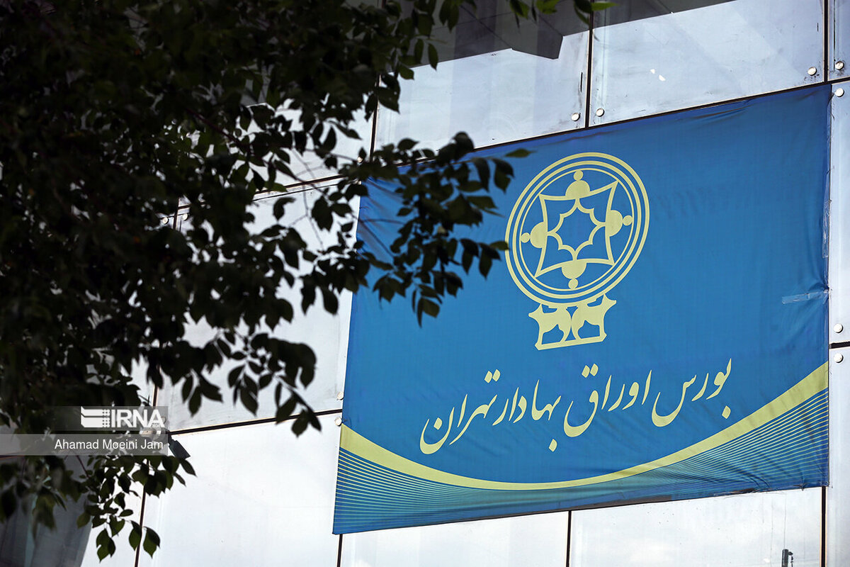 بورس در کانال ۶.۷ میلیون واحدی