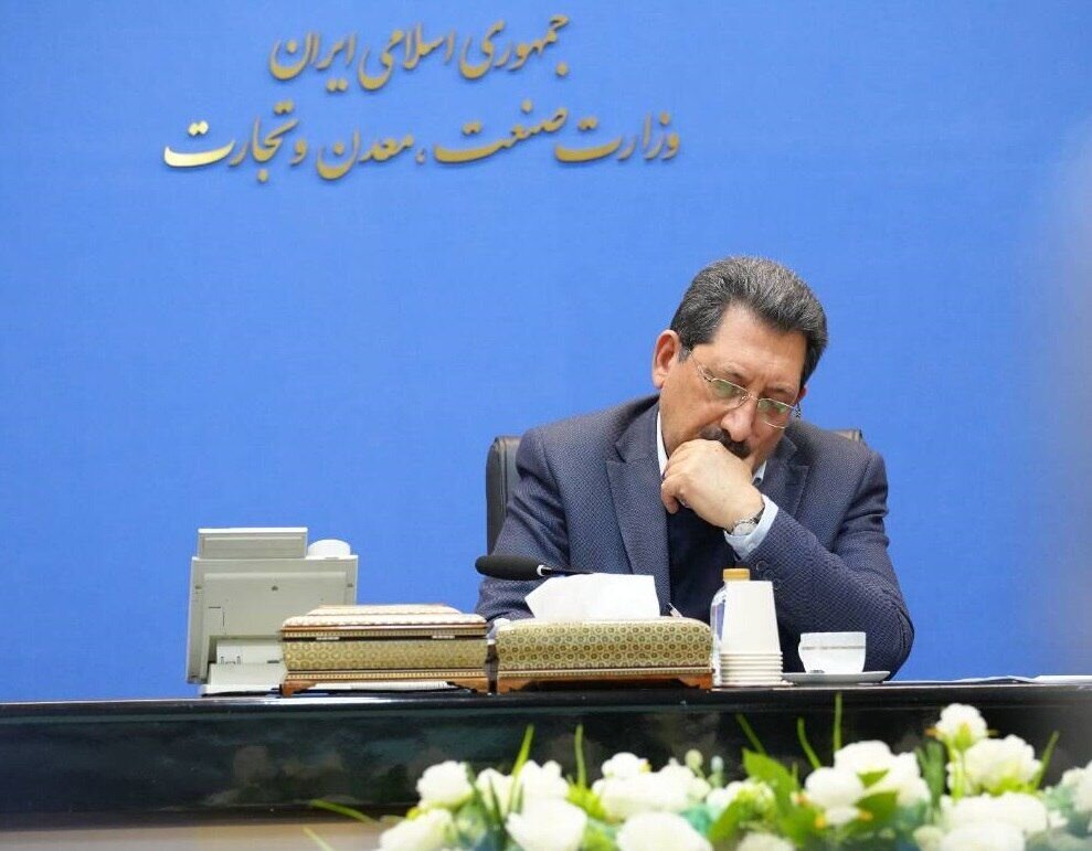 عزم تهران و اسلام‌آباد برای نهایی‌سازی توافق تجارت آزاد/ دیدار وزیر صمت با نخست‌وزیر پاکستان