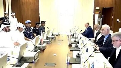مومنی خبر داد؛ مذاکرات ایران و قطر برای تعیین تکلیف خلبانان ایرانی ادامه دارد