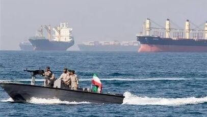 انفجار یک نفتکش غول‌پیکر در تنگه هرمز