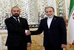رایزنی تهران و ایروان در میانه تحولات منطقه؛ وزیر خارجه ارمنستان با عراقچی دیدار کرد