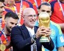 دلا فوئنته تا ۲۰۳۰ ماندنی شد؛ اسپانیا برای دفاع از قهرمانی آماده می‌شود