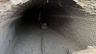 رفع سریع مشکل ریزش جزئی در تونل شهید میرزایی هرمزگان