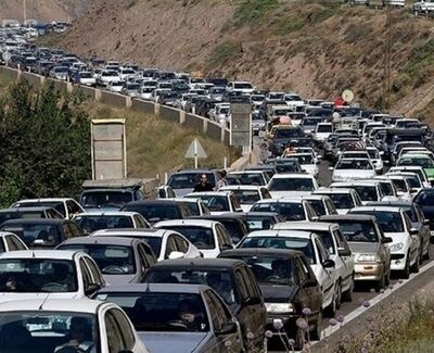 ترافیک سنگین در محور رشت ـ قزوین؛ ورود ۴۰۵ هزار خودرو به گیلان