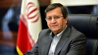 رئیس کل بانک مرکزی از تأمین ارز و کالاهای اساسی اطمینان داد