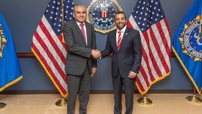 دیدار کش پاتل با وزیر کشور پاکستان؛ همکاری امنیتی واشنگتن و اسلام‌آباد در دستور کار