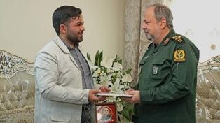 تجلیل سرپرست وزارت دفاع از خانواده شهید بابائیان؛ ایثار شهدا پشتوانه اقتدار ایران است