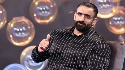 هنوز از اتفاقات یک سال گذشته در شوک هستم