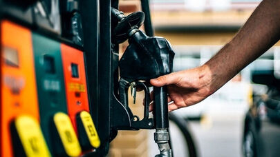 قیمت سوخت در نمایشگر جایگاه‌ها چگونه نمایش داده می‌شود؟