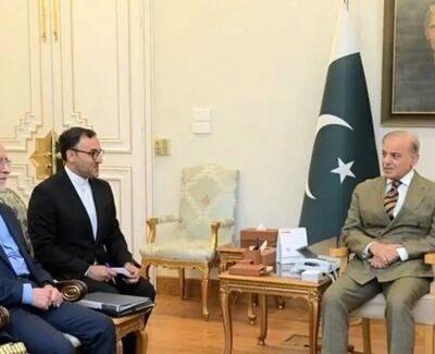 اسکندر مومنی در اسلام‌آباد؛ دیدار با نخست‌وزیر پاکستان