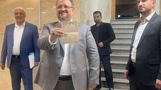 جنجال خوانندگی فرزند شریعتمداری + فیلم