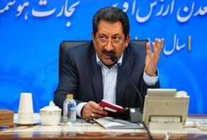 تأکید وزیر صمت بر توسعه صادرات غیرنفتی و گسترش مبادلات تهاتری با همسایگان