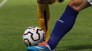 بازیکن سابق پرسپولیس سرمربی تیم‌های ملی افغانستان شد

