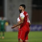ابهام در حضور کاپیتان پرسپولیس مقابل مس شهر بابک