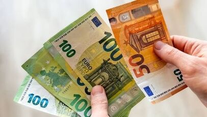 قیمت یورو امروز یکشنبه ۲۶ مهر ۱۴۰۵؛ افزایش نرخ حواله‌ای و کاهش قیمت در بازار آزاد
