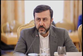 ایران در برابر فشار عقب نمی‌نشیند؛ ملت سرنوشت خود را تعیین می‌کند