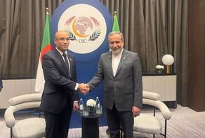 عراقچی در بغداد با وزیر خارجه الجزایر دیدار کرد