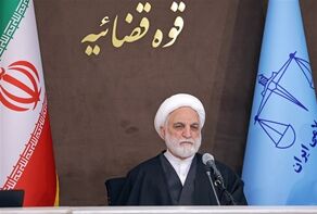 در شرایط جنگی، تفویض اختیار به مجریان با نظارت دقیق ضروری است
