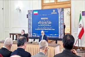 دیدار عراقچی با سفرای خارجی و رؤسای نمایندگی‌های بین‌المللی؛ جزئیات نشست تهران