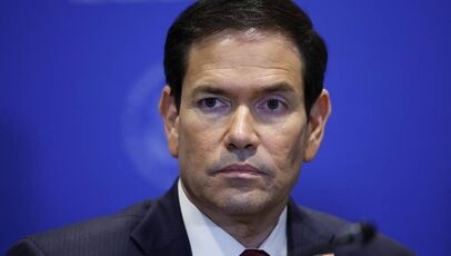 روبیو درباره جابه‌جایی بمب‌افکن‌های آمریکا چه گفت؟