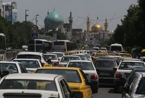 تردد خودرو و موتورسیکلت در حلقه ترافیکی حرم امام رضا(ع) ممنوع شد