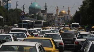 تردد خودرو و موتورسیکلت در حلقه ترافیکی حرم امام رضا(ع) ممنوع شد
