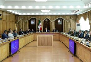 عارف تکلیف سهمیه اول بنزین را روشن کرد
