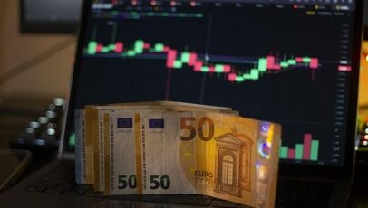 قیمت یورو امروز دوشنبه ۲۰ مهر ۱۴۰۵؛ نرخ جدید یورو در بازار آزاد اعلام شد
