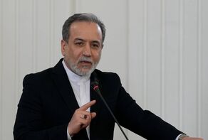 عراقچی خطاب به ماکرون: دیگر برای فرافکنی درباره جنگ علیه ایران دیر شده است