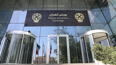 کدام صنایع بورس شنبه مورد توجه قرار می گیرند؟