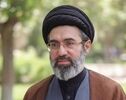 انتشار لحظاتی کمتر دیده‌شده از حضور سید مجتبی خامنه‌ای در منزل علامه مصباح